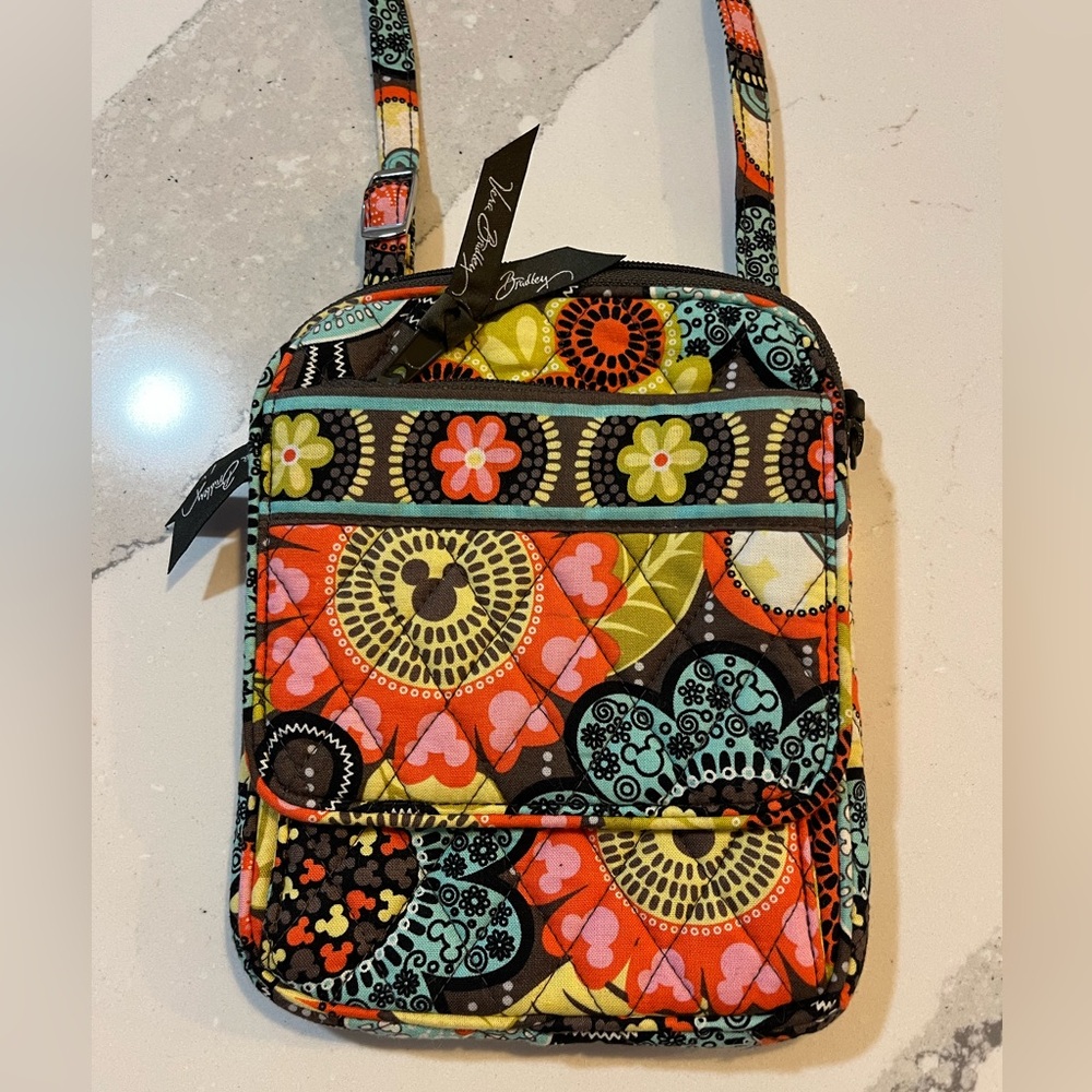 👛 Disneys Vera Bradley Bag